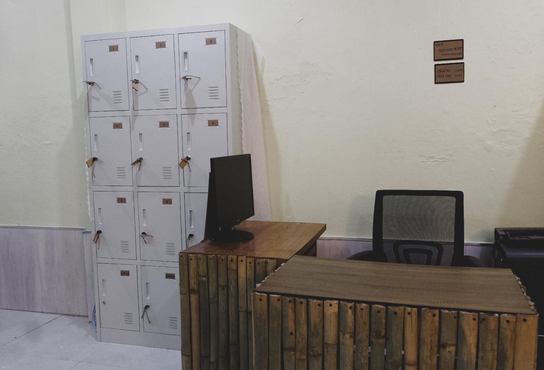 Non Pakse Hostel & Coffee House Bagian luar foto