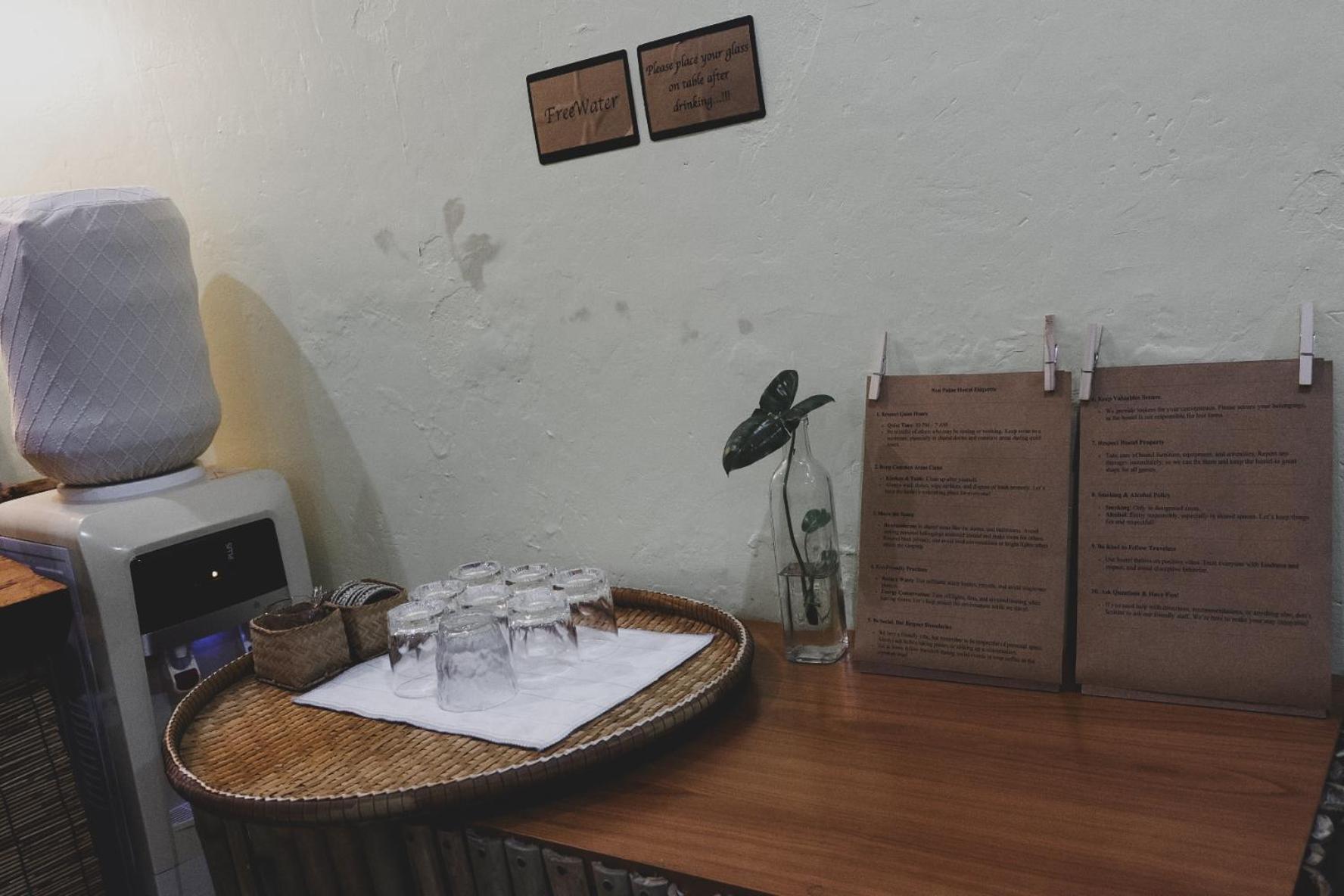 Non Pakse Hostel & Coffee House Bagian luar foto